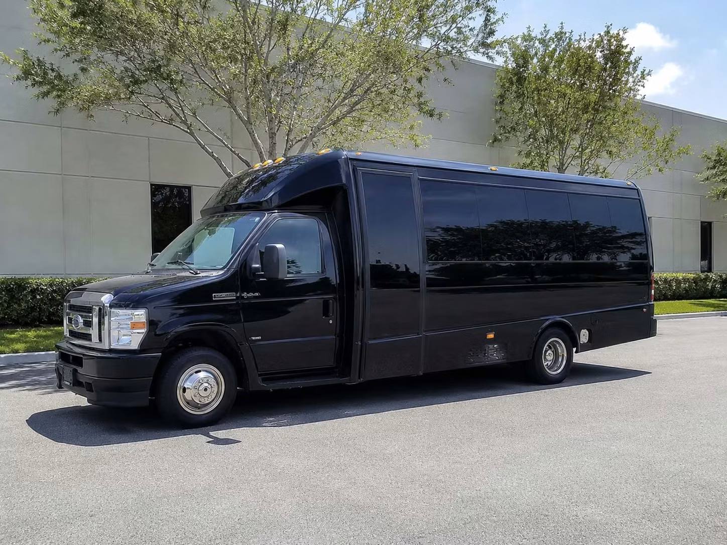 18 passenger minibus