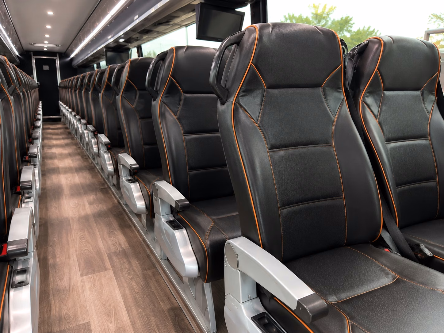 charter buses for pocatello weddings at outdoor and destination venues