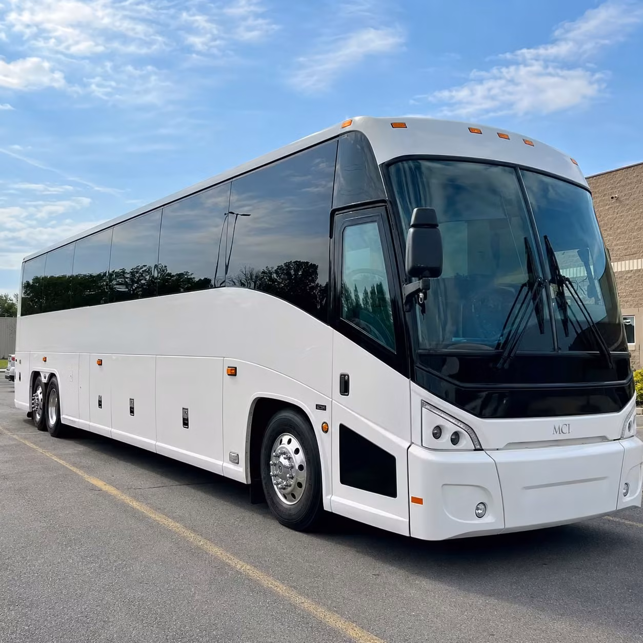 concert bus rentals to holt arena and idaho state university events in pocatello