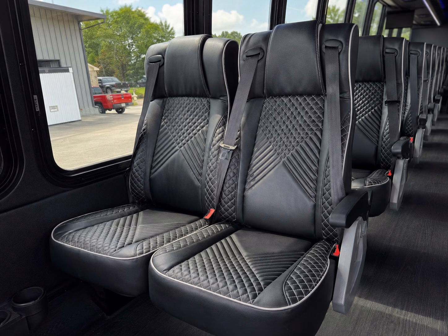 shuttle guests between pocatello hotels and your wedding venue without a hitch